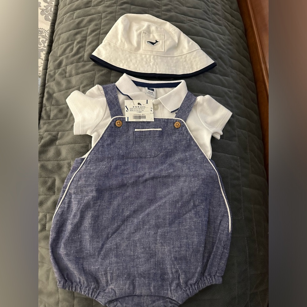 Adorable Janie and Jack 3-piece chambray sun suit and hat set